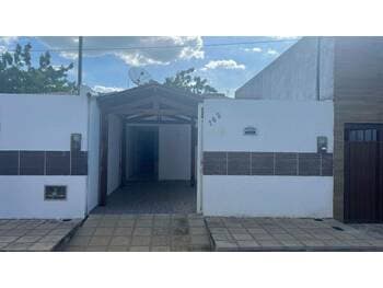 Casa em leilão em Patos - PB, bairro Monte Castelo — Leilão extrajudicial de Casa em Patos/PB - Monte Castelo