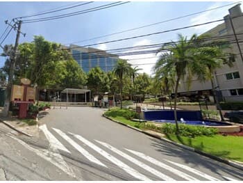 Comercial em leilão em Cotia - SP, bairro Lageadinho — Leilão judicial de Escritório em Cotia/SP - Lageadinho