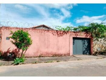Casa em leilão em Montes Claros - MG — Leilão extrajudicial de Casa em Montes Claros/MG - Conjunto José Carlos
