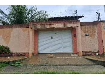 Casa em leilão em Floriano - PI — Leilão extrajudicial de Casa em Floriano/PI - Tiberão