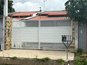 Casa em leilão em Feira De Santana - BA, bairro Mangabeira — Leilão extrajudicial de Casa em Feira De Santana/BA - Mangabeira