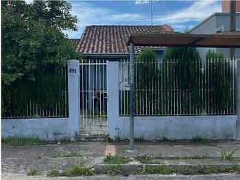 Casa em leilão em Alvorada - RS, bairro Jardim Algarve — Leilão extrajudicial de Casa em Alvorada/RS - Jardim Algarve
