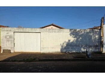Casa em leilão em Uberlândia - MG, bairro Panorama — Leilão extrajudicial de Casa em Uberlândia/MG - Panorama