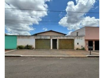 Casa em leilão em Ituiutaba - MG, bairro Junqueira — Leilão extrajudicial de Casa em Ituiutaba/MG - Junqueira