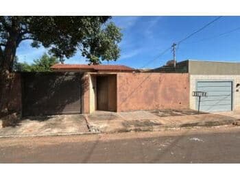 Casa em leilão em Anastácio - MS, bairro Centro — Leilão extrajudicial de Casa em Anastácio/MS - Centro