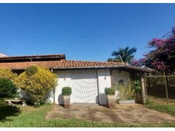 Casa em leilão em Bauru - SP, bairro Vista Alegre — Leilão judicial de Chácara em Bauru/SP - Vista Alegre