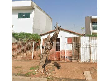 Casa em leilão em Americana - SP, bairro Vila Molon — Leilão judicial de Casa em Americana/SP - Vila Molon