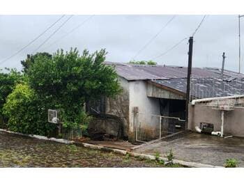 Casa em leilão em Santiago - RS, bairro Belizario — Leilão extrajudicial de Casa em Santiago/RS - Belizario