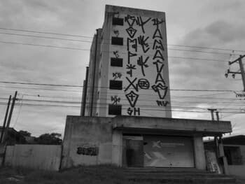 Apartamento em leilão em Ponta Grossa - PR, bairro Uvaranas — Leilão extrajudicial de Apartamento em Ponta Grossa/PR - Uvaranas
