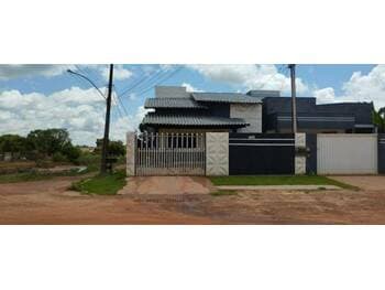 Casa em leilão em Rolim De Moura - RO, bairro Centro — Leilão extrajudicial de Casa em Rolim de Moura/RO - Centro