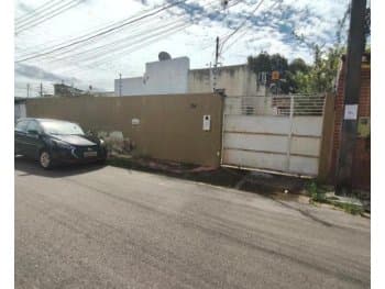 Casa em leilão em Manaus - AM — Leilão extrajudicial de Casa em Manaus/AM - Conjunto Residencial Ajuricaba