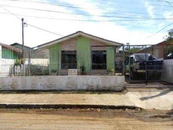 Casa em leilão em Guaíba - RS, bairro Santa Rita — Leilão extrajudicial de Casa em Guaíba/RS - Santa Rita
