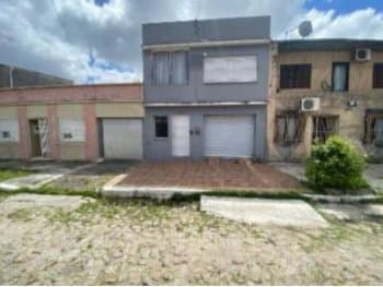 Casa em leilão em Pelotas - RS, bairro Centro — Leilão extrajudicial de Casa em Pelotas/RS - Centro