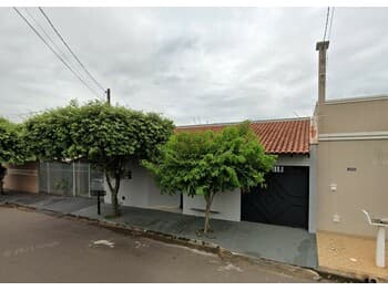 Casa em leilão em Birigui - SP — Leilão judicial de Casa em Birigui/SP - Residencial Simões