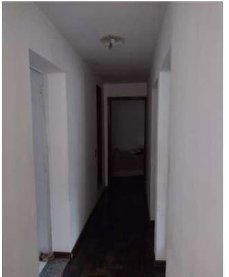 Foto 9 de 9: Apartamento em leilão em Ponta Grossa - PR, bairro Jardim Carvalho — Direitos que o executado possui sobre o Apartamento nº 17 tipo E, 2º pavimento, bloco 23, do Centro Habitacional Monteiro Lobato - O imóvel está localizado na Rua Vereador Ernani Batista Rosas, 3131, Jardim Carvalho, Ponta Grossa/PR