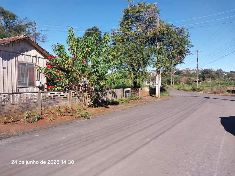 Foto 3 de 9: Terreno em leilão em Irati - PR, bairro Colina Nsa Sra das Graças — Lote de terreno urbano com área de 388,00m² e benfeitoria sem valor comercial. Localizado na Rua Coronel Saboia,1021, Colina Nsa. Sra. Das Graças, Irati/PR
