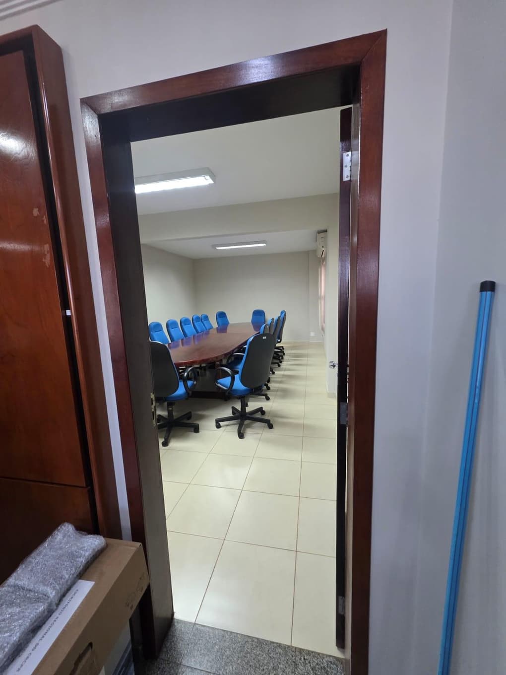 Foto 109 de 122: Comercial em leilão em Cascavel - PR — EDIFÍCIO COMERCIAL (CASCAVEL) E BENS MÓVEIS