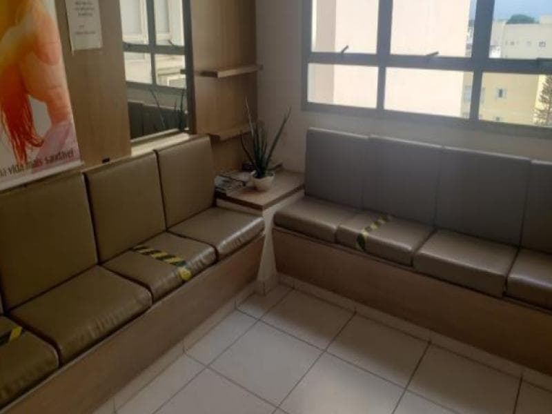 Foto 1 de 5: Comercial em leilão em Taubaté - SP, bairro Centro — Sala, Taubaté / SP