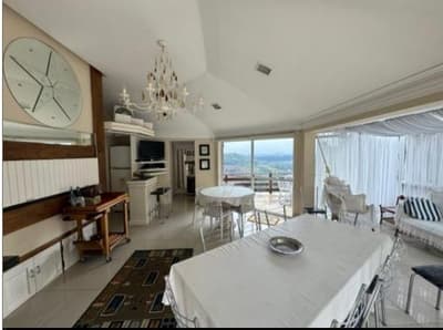 Foto 21 de 38: Casa em leilão em Bento Gonçalves - RS, bairro Jardim Glória — 1620.0 m2, BENTO GONÇALVES / RS