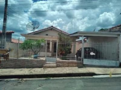 Foto 1 de 2: Casa em leilão em Angatuba - SP, bairro Vila Nova — Casa 329m², Vila Nova, Angatuba/SP