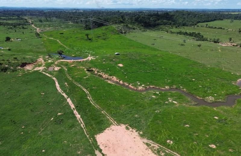 Foto 1 de 8: Area Rural em leilão em Ariquemes - RO — IMÓVEL RURAL, 48,1028ha - POSSUI 2 COCHEIRAS E 5 KM DE CERCA - POTENCIAL DE PECUÁRIA DE CORTE OU AGRICULTURA EM ALTO PARAÍSO/RO