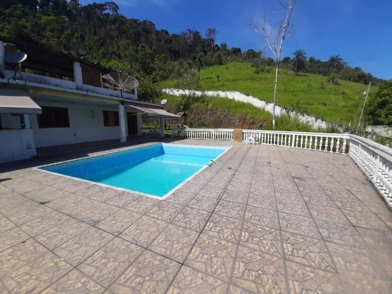 Foto 9 de 10: Casa em leilão em Magé - RJ, bairro Parque Do Imperador — Casa, Ocupado, Magé / RJ (66% abaixo da avaliação)
