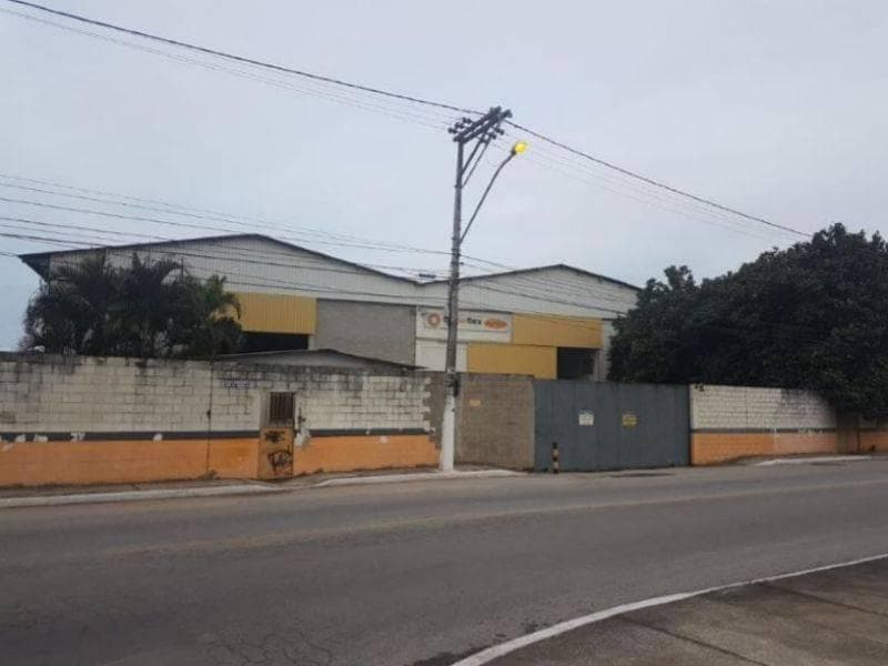 Foto 1 de 10: Comercial em leilão em Macaé - RJ, bairro Lagomar — Galpão, 6400.0 m2, Macaé / RJ