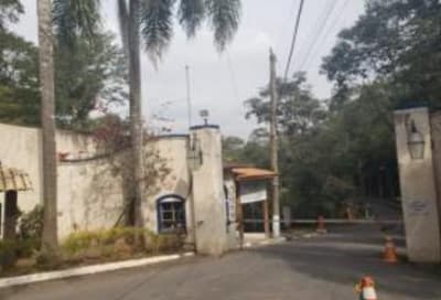 Foto 3 de 7: Casa em leilão em Cotia - SP, bairro Bosque dos Pires — 02 Casas com 1078m² com Terreno de 3.400m², no Condomínio Colonial Village, Bosque dos Pires em Cotia/SP.
