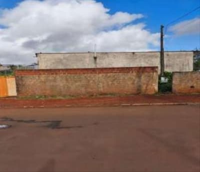 Imóvel em leilão em Ubiratã - PR, bairro Jardim Primavera — IMÓVEL URBANO COM ÁREA TOTAL DE 274,49 M2- LOTE 30- QUADRA 01 EM UBIRATÃ-PR