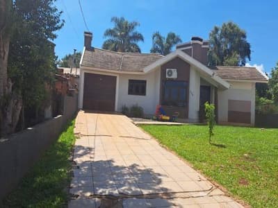 Foto 2 de 5: Casa em leilão em Independência - RS, bairro Centro — Casa 123m² com Terreno 933m² | Independência-RS | Centro - Terreno Gigante de 933m² - Financiamento até 420 Meses!