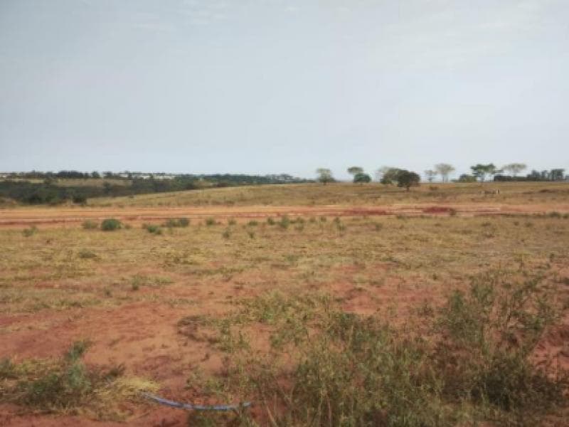 Foto 2 de 3: Terreno em leilão em Marília - SP, bairro Jardim Botânico I — Lote, Marília / SP