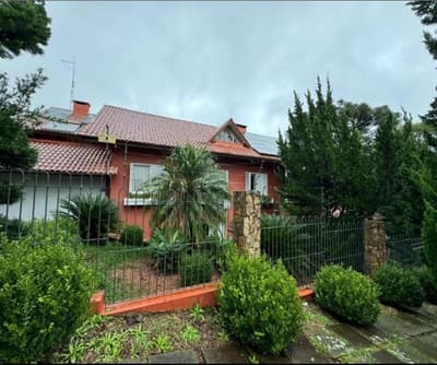 Foto 1 de 38: Casa em leilão em Bento Gonçalves - RS, bairro Jardim Glória — 1620.0 m2, BENTO GONÇALVES / RS