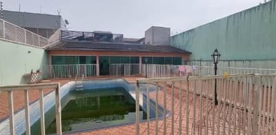 Foto 29 de 36: Casa em leilão em Apucarana - PR — Sobrado com área de 359,22m² e área total de terreno de 554,86m² - Apucarana/PR