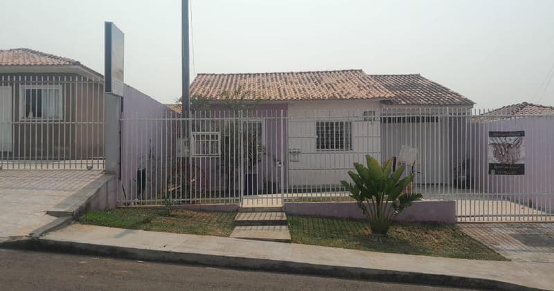 Casa em leilão em Ponta Grossa - PR — Casa 138m² no Contorno em Ponta Grossa/PR - Ocupado
