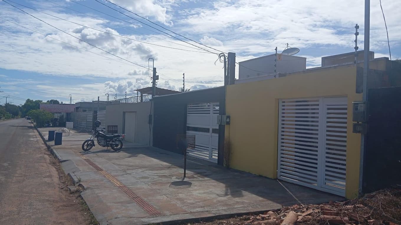 Foto 2 de 4: Casa em leilão em Macapá - AP — Casa c/ terreno de 125m², Morada das Palmeiras Infraero, Macapá/AP - Ocupada