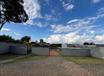 Casa em leilão em Bela Vista De Goiás - GO — IMÓVEL RESIDENCIAL COM ÁREA TOTAL DE 1.500 M2 EM BELA VISTA DE GOIÁS-GO