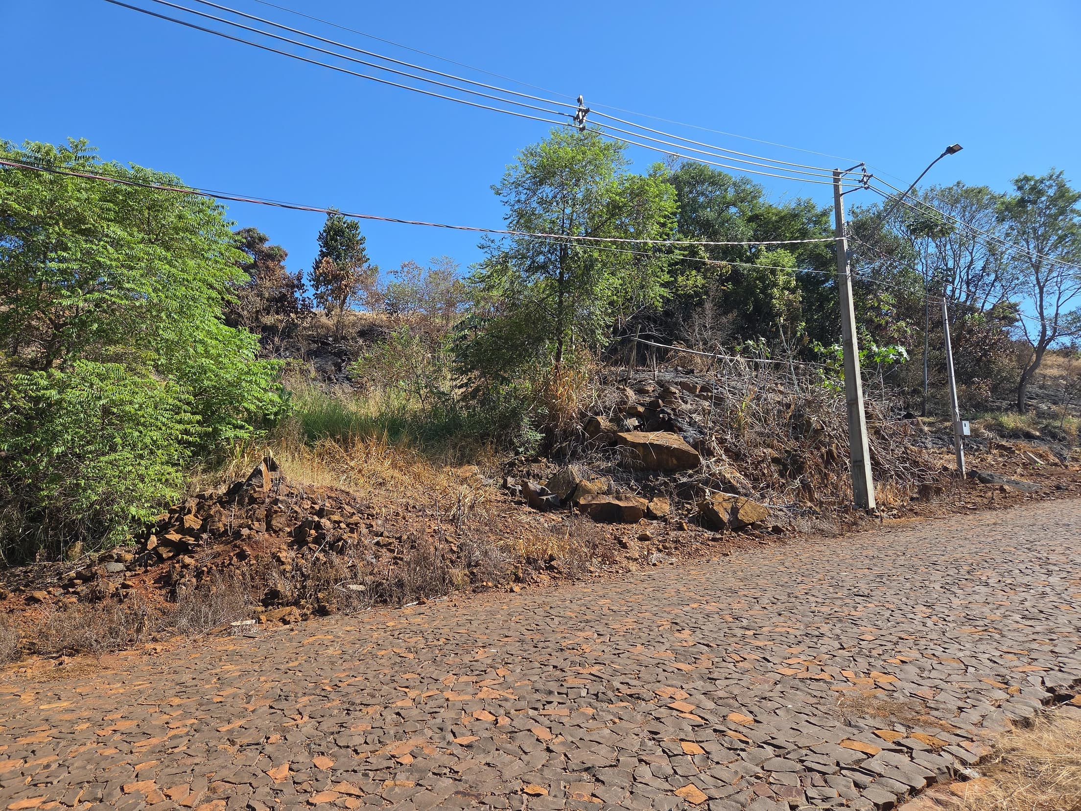 Foto 5 de 5: Terreno em leilão em Nova Prata Do Iguaçu - PR, bairro Distrito Turístico — LOTE URBANO Nº 09, QUADRA Nº 04 DO LOTEAMENTO BENEDETTI DO MUNICÍPIO DE NOVA PRATA DO IGUAÇU/PR ÁREA DE 300M²