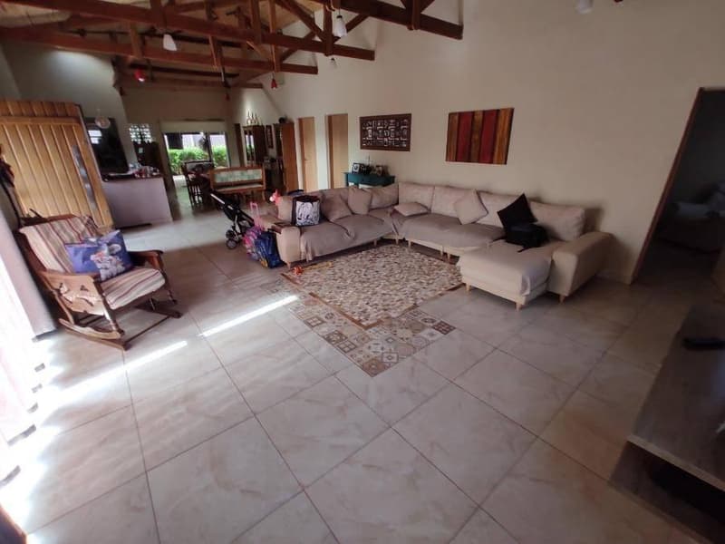 Foto 13 de 18: Casa em leilão em Mairinque - SP, bairro Canguerinha — Casa, Ocupado, Mairinque / SP (21% abaixo da avaliação)