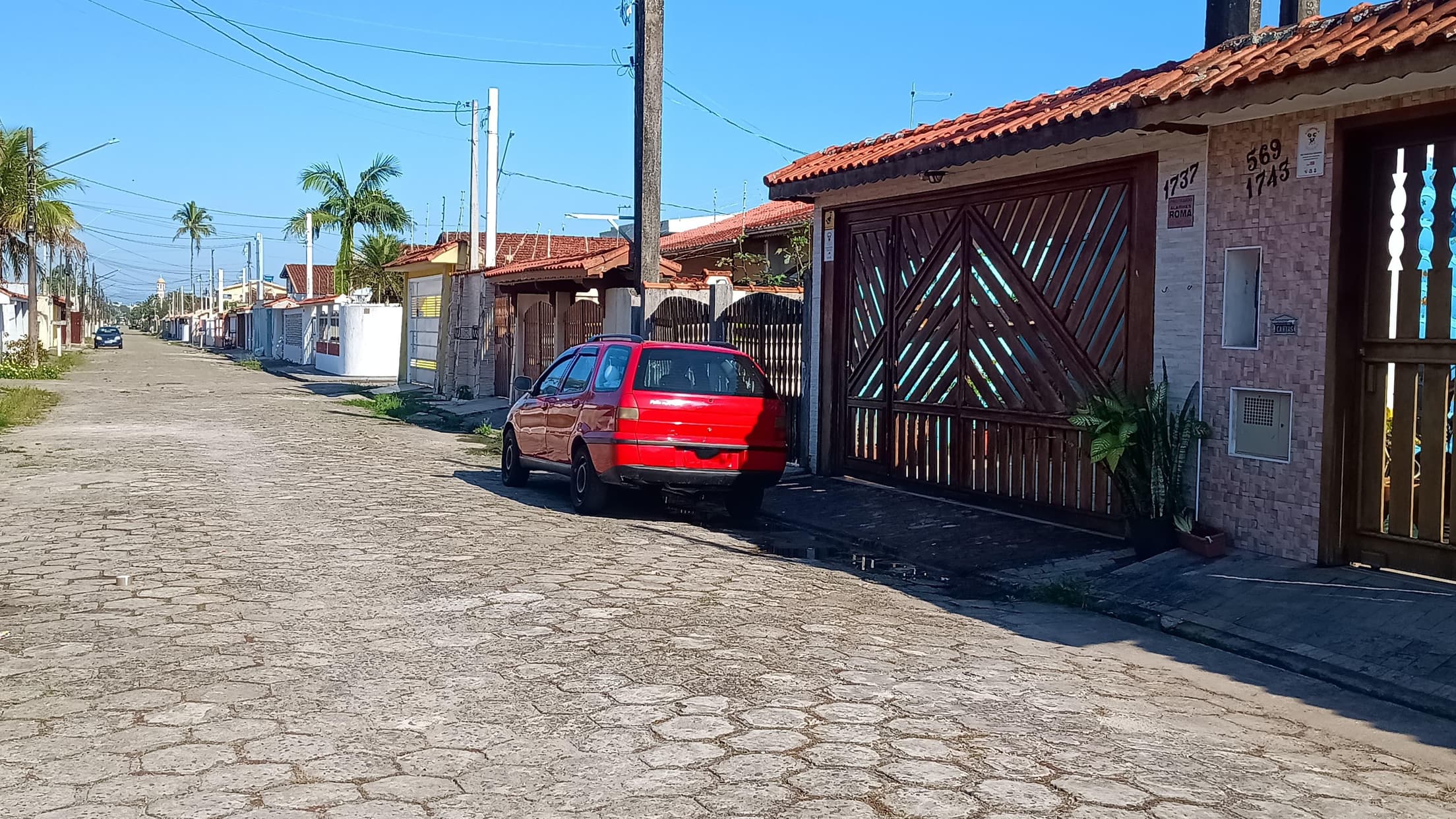 Foto 2 de 5: Casa em leilão em Itanhaém - SP — Casa 150m², Jardim Suarão, em Itanhaém/SP - Ocupada