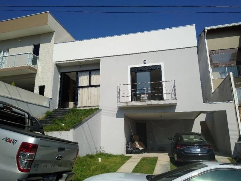 Foto 1 de 17: Casa em leilão em Cotia - SP, bairro Chacara Roselandia — Casa 178m² | Cotia-SP | Res. Parque das Rosas | Chácara Roselândia - Próx. à Estrada da Roselândia - Financiamento até 420 Meses!