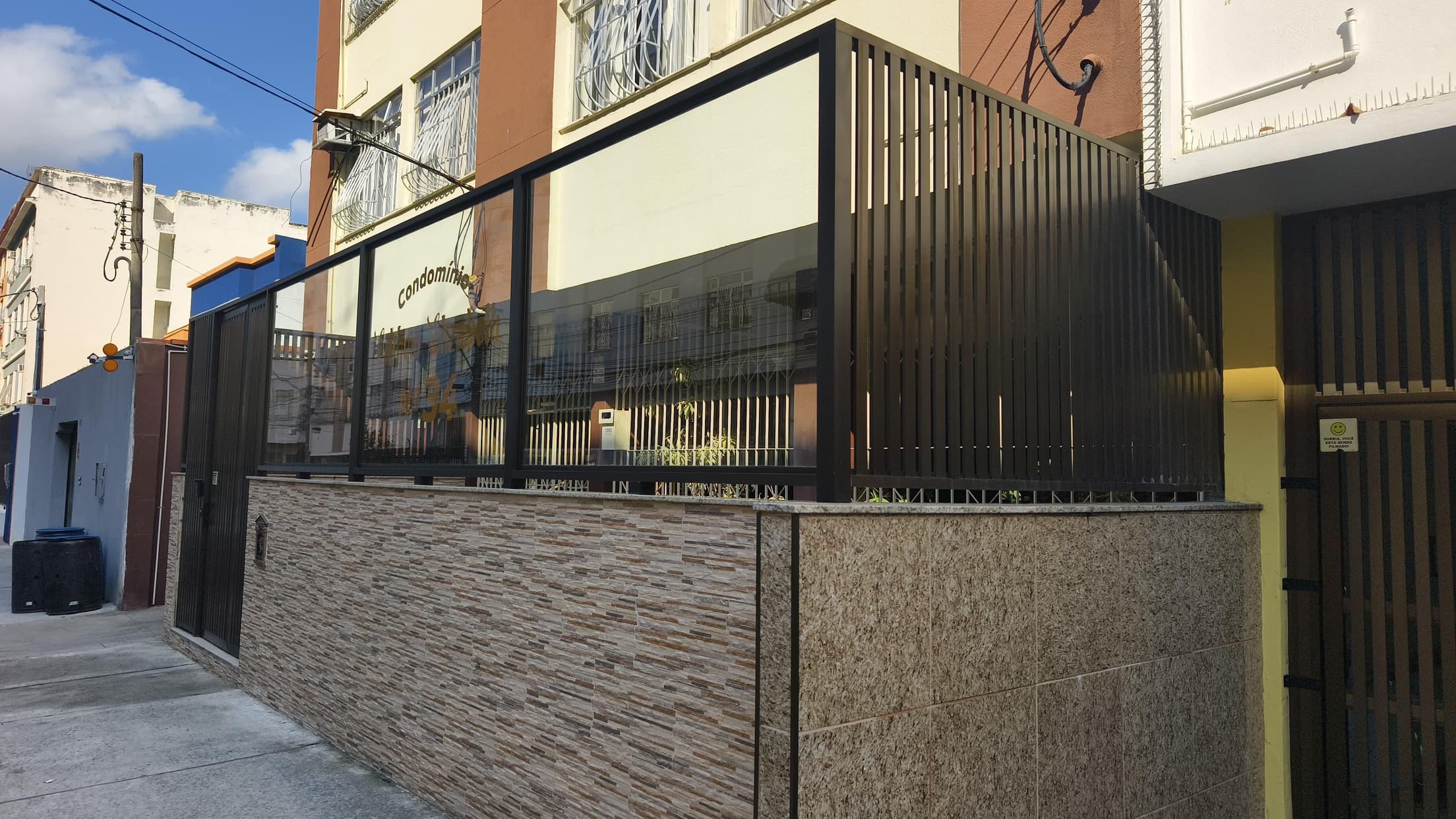 Foto 2 de 7: Apartamento em leilão em Niterói - RJ — Apartamento 58m², Fonseca, Niterói/RJ - ocupado