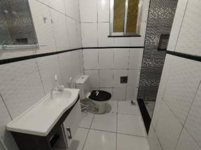 Foto 5 de 10: Casa em leilão em Nilópolis - RJ, bairro Nossa Senhora de Fátima — Casa 103m² com Terreno 108m² | Nilópolis-RJ | Nossa Senhora de Fátima | 2 Dorms - Próx. ao Nilópolis Square Shopping e Parque Natural do Gericinó - Financiamento até 420 Meses!