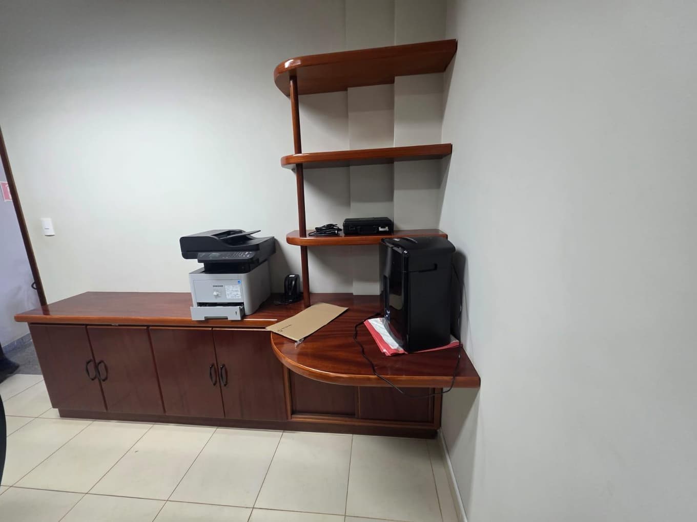 Foto 41 de 122: Comercial em leilão em Cascavel - PR — EDIFÍCIO COMERCIAL (CASCAVEL) E BENS MÓVEIS