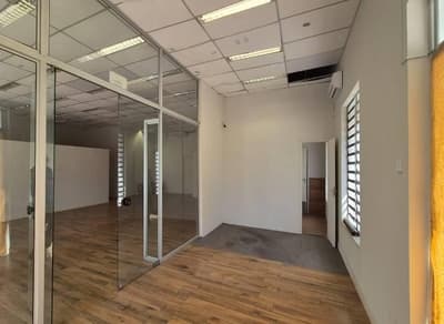 Foto 1 de 11: Comercial em leilão em Oscar Bressane - SP, bairro Centro — Ex-agência, Oscar Bressane / SP