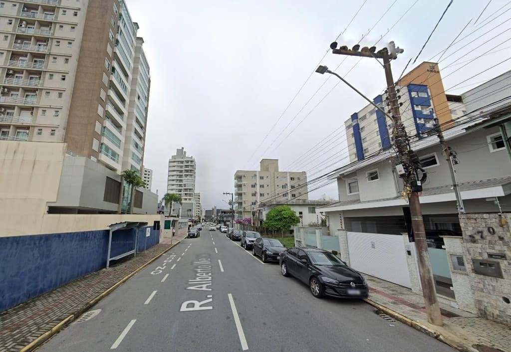 Foto 2 de 2: Casa em leilão em Itajaí - SC, bairro Vila Operária — Casa 300m², Vila Operária, Itajaí/SC