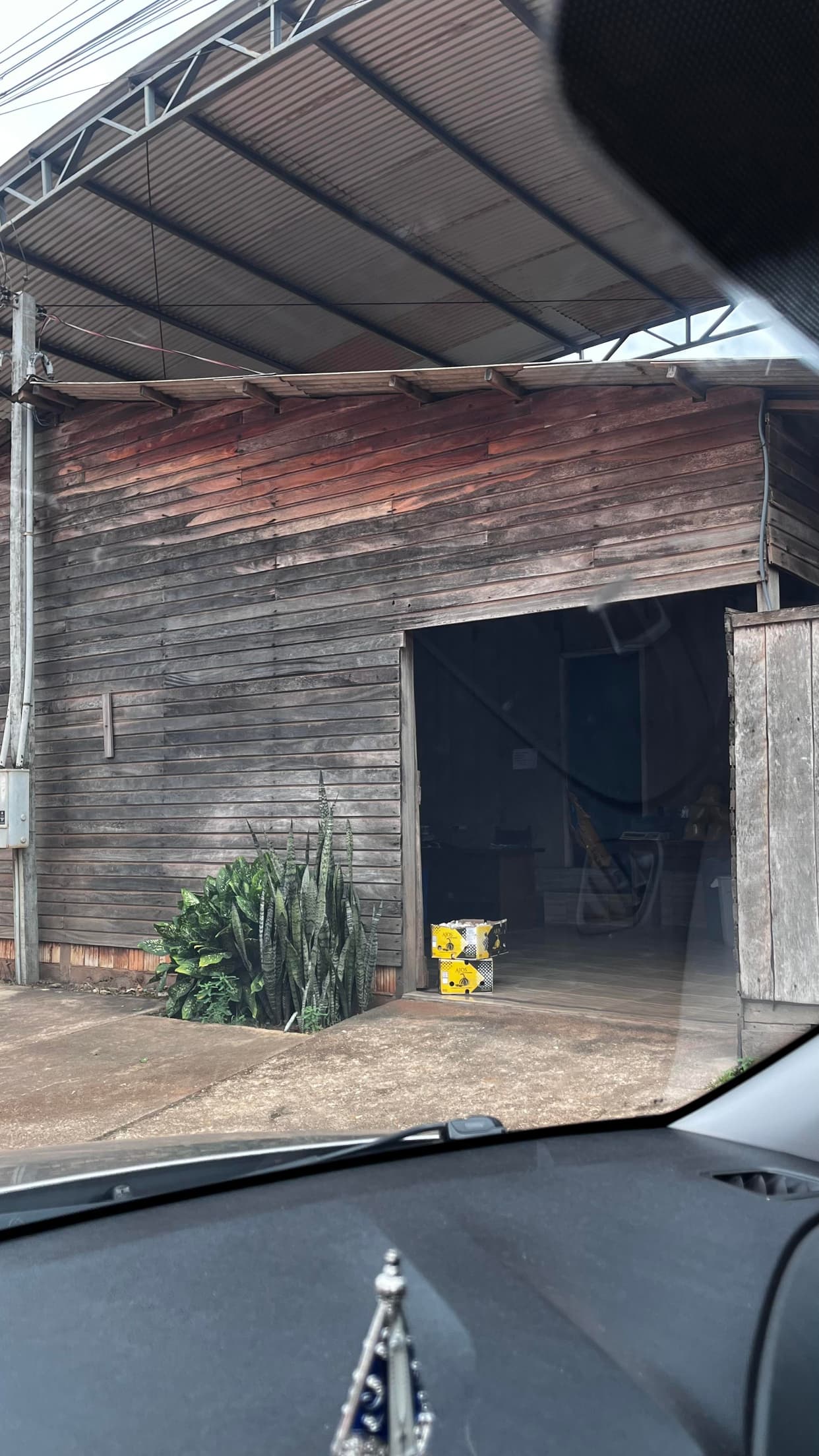 Foto 5 de 7: Comercial em leilão em Aripuanã - MT, bairro Cidade Alta — IMÓVEL COMERCIAL/RESIDENCIAL | A.T. 437,50m² E A.C 176m² | ARIPUANÃ MT