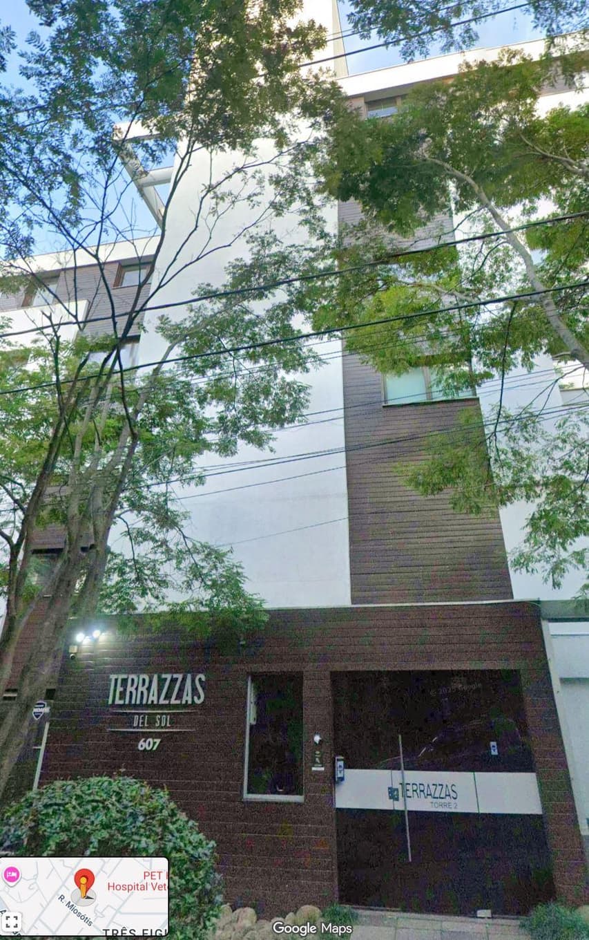 Apartamento em leilão em Porto Alegre - RS, bairro Três Figueiras — Apartamento nº 501 -area privativa de 569,17m² do Edifício Residencial Terrazzas, Situado na Rua João Caetano, nº 607, Três Figueiras, Porto Alegre/RS.