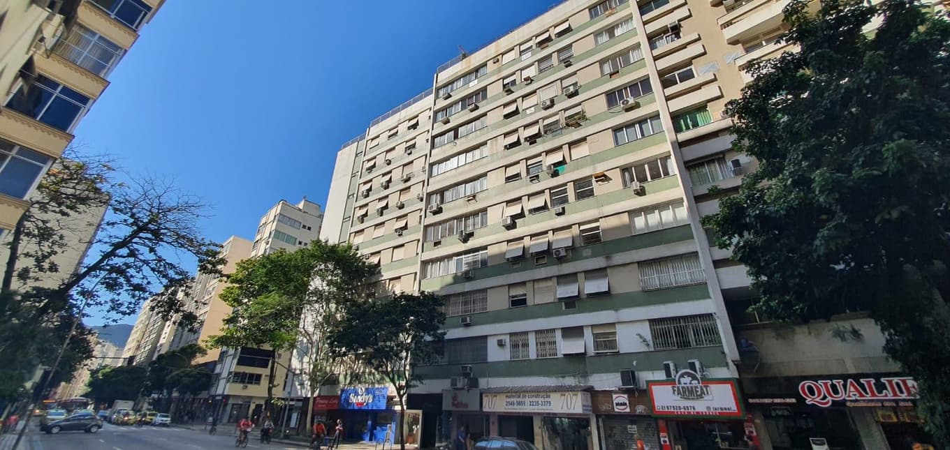 Foto 2 de 11: Apartamento em leilão em Rio De Janeiro - RJ, bairro Copacabana — APTO Nº 604, DO ED. SITUADO NA RUA BARÃO DE IPANEMA, Nº 105 E SUPLEMENTAR PELA RUA BARATA RIBEIRO, Nº 707, COPACABANA/RJ