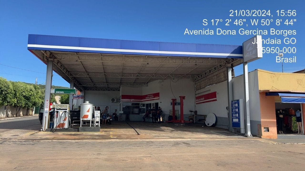 Foto 9 de 12: Casa em leilão em Jandaia - GO — Posto de gasolina com área de 399,80m², Centro, Jandaia/GO