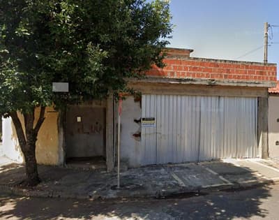 Terreno em leilão em Penápolis - SP — Imóvel Urbano em Construção com área total de 306,15 m² - Penápolis/SP